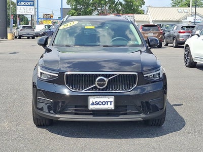 2023 Volvo XC40 Core