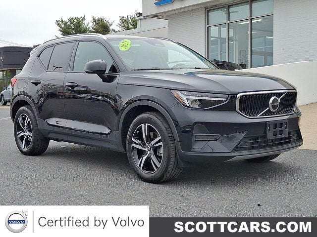 2023 Volvo XC40 Core