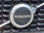 2023 Volvo XC40 Plus Dark Theme