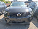 2023 Volvo XC40 Plus Dark Theme