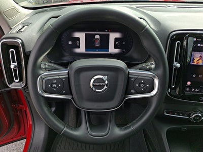 2023 Volvo XC40 Plus Dark Theme