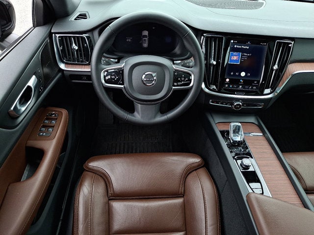 2024 Volvo V60 Cross Country Ultimate