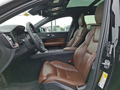 2024 Volvo V60 Cross Country Ultimate