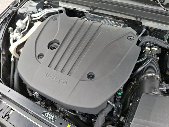 2024 Volvo V60 Cross Country Ultimate