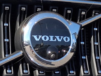 2025 Volvo V60 Cross Country Plus