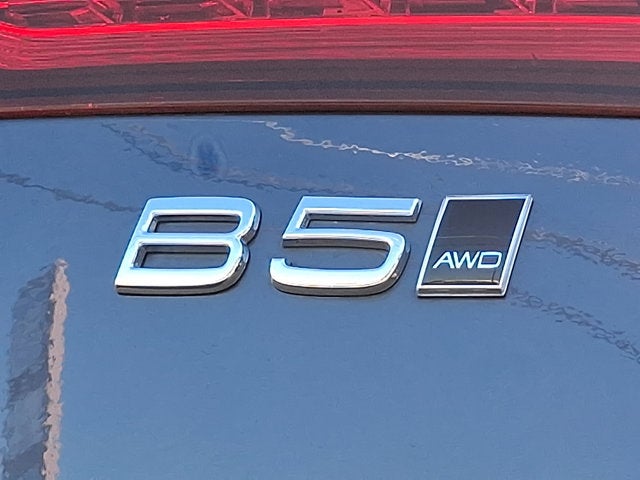 2025 Volvo V60 Cross Country Plus