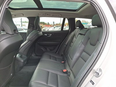 2025 Volvo V60 Cross Country Plus