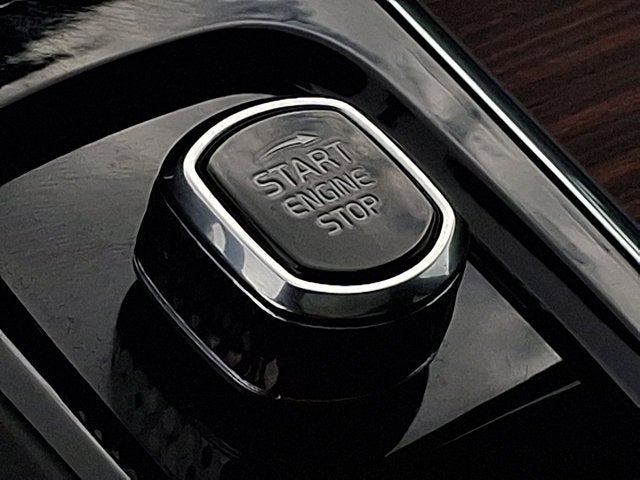 2025 Volvo V60 Cross Country Plus