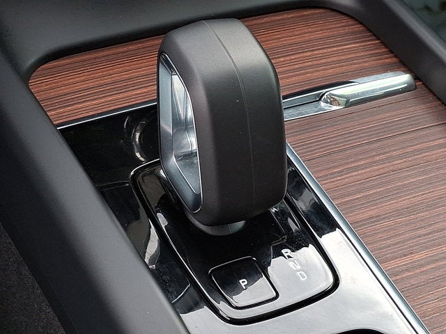 2025 Volvo V60 Cross Country Plus