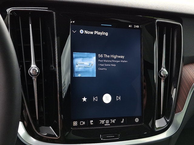 2025 Volvo V60 Cross Country Plus