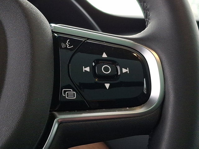 2025 Volvo XC90 Plus