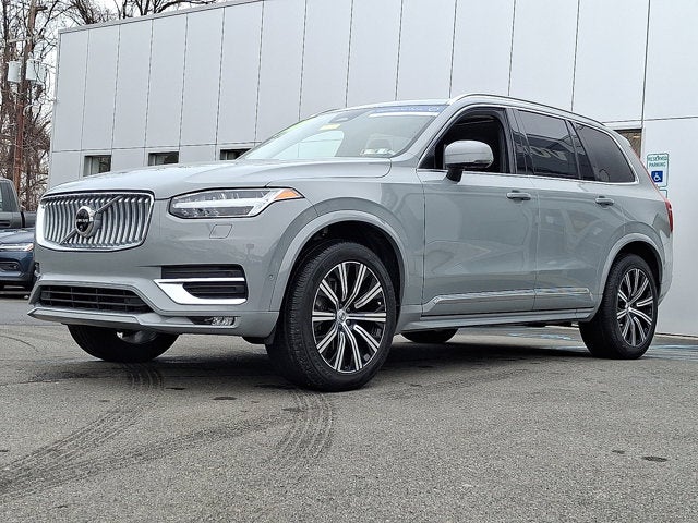 2025 Volvo XC90 Plus