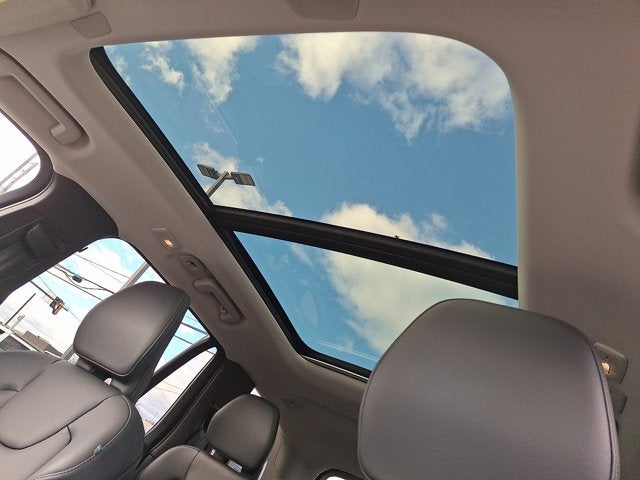 2025 Volvo XC90 Core